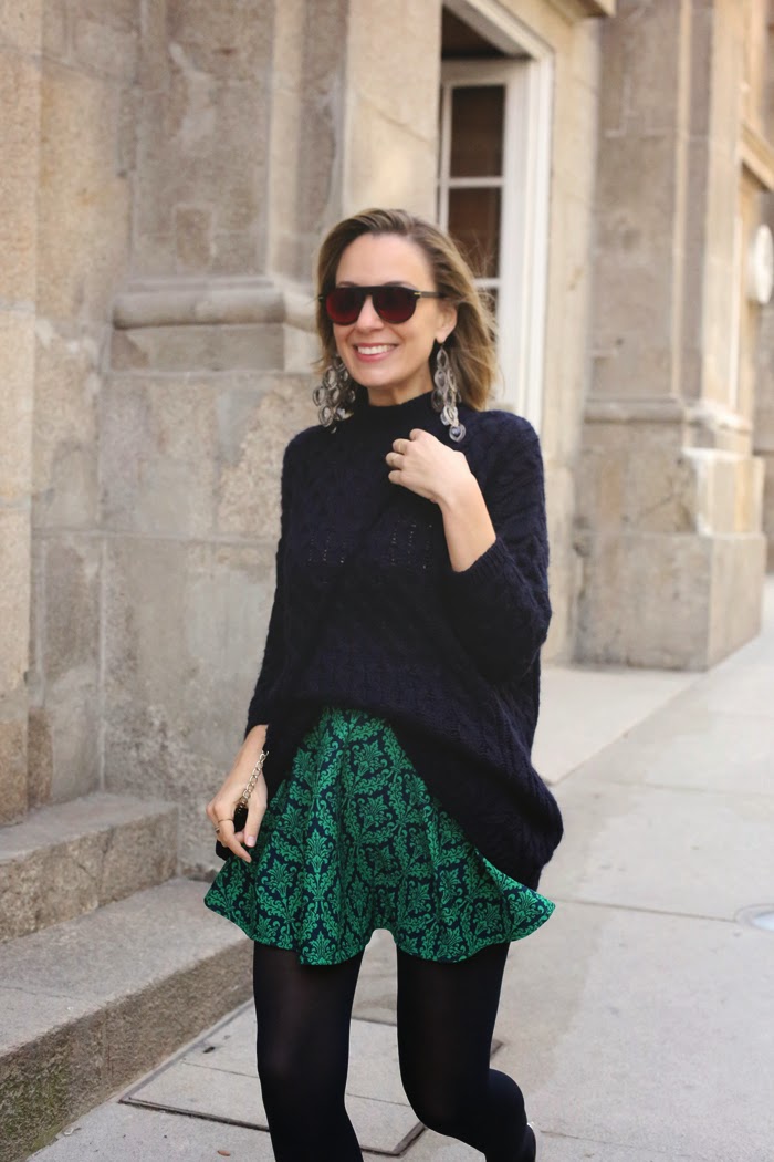 Blue jumper, skater skirt, blue and green, mirror sunglasses, fashion blogger