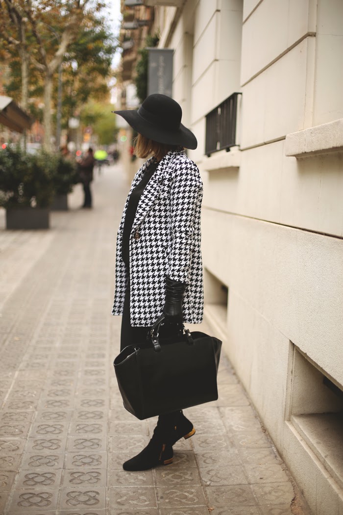 teenvogue, look sombrero, sombrero negro, swarovski, pata de gallo, fashion blogger, 