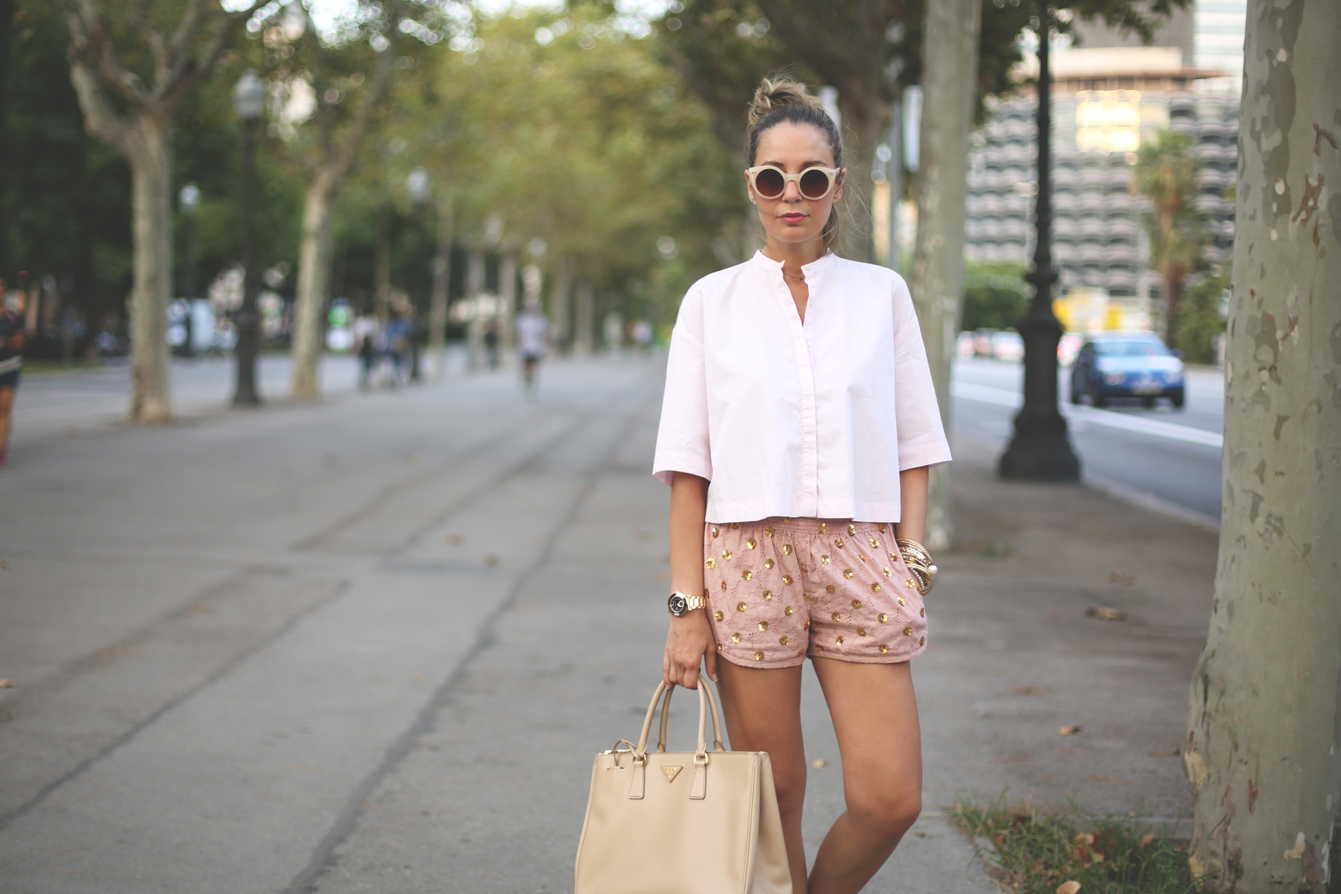Summer 2014, pink shorts, sequins, golden, bracelets, pink blouse, cateye, prada Bag, swarovski