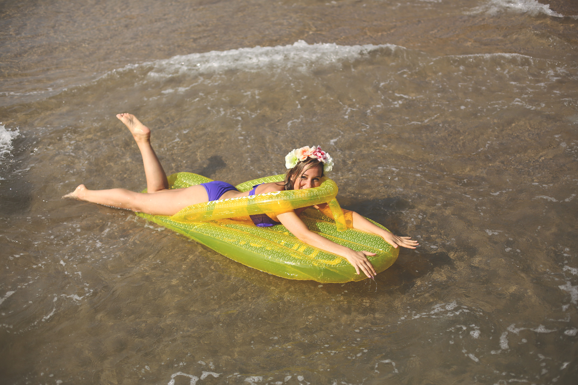 Summer 2014, sorteo Havaianas, beach, bikini, piestureoHavaianas, corona de flores, crochet, 