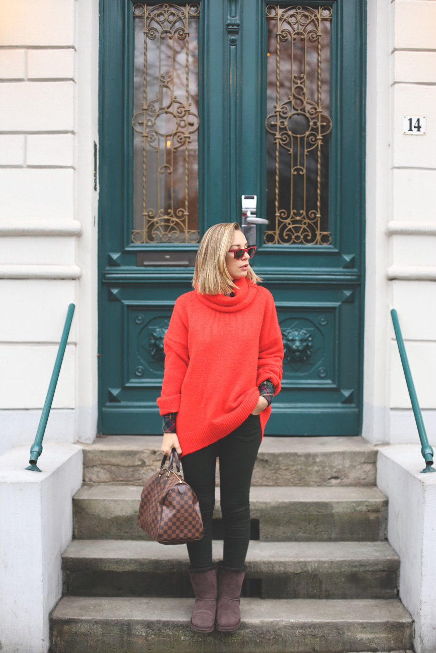 orange maxi sweater, look viaje invierno, outfit para viajar, fashion blog, blog de moda, botas UGG, blogger viaje, 
