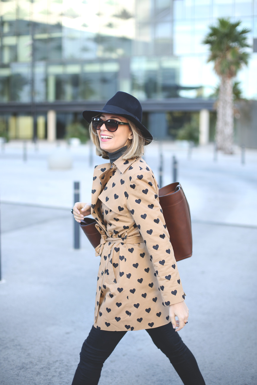 trench, look con trench, ropa sheinside, lovely girl, fashion blogger, blog de moda, lifestyle and fashion, Priscila Betancort, street style, 